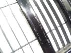 Jeep Cherokee KJ original Kühlergrill schwarz beschädigt Bj.2003