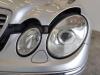 Mercedes E Klasse 211 orig Scheinwerfer links Xenon Kurvenlicht vergilbt BJ2004